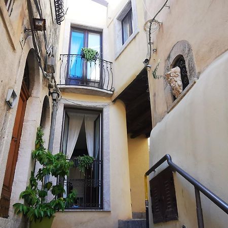 Donna Rosa - Main Avenue Vila Taormina Exterior foto