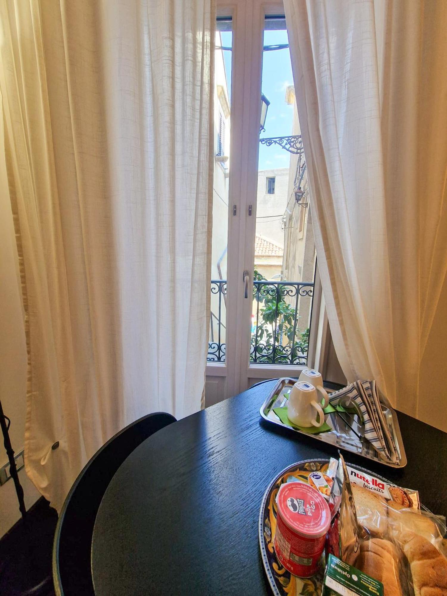 Donna Rosa - Main Avenue Vila Taormina Exterior foto
